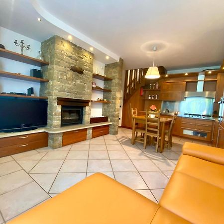 Casa Vacanza Residence Lago Di Endine Monasterolo del Castello Екстериор снимка