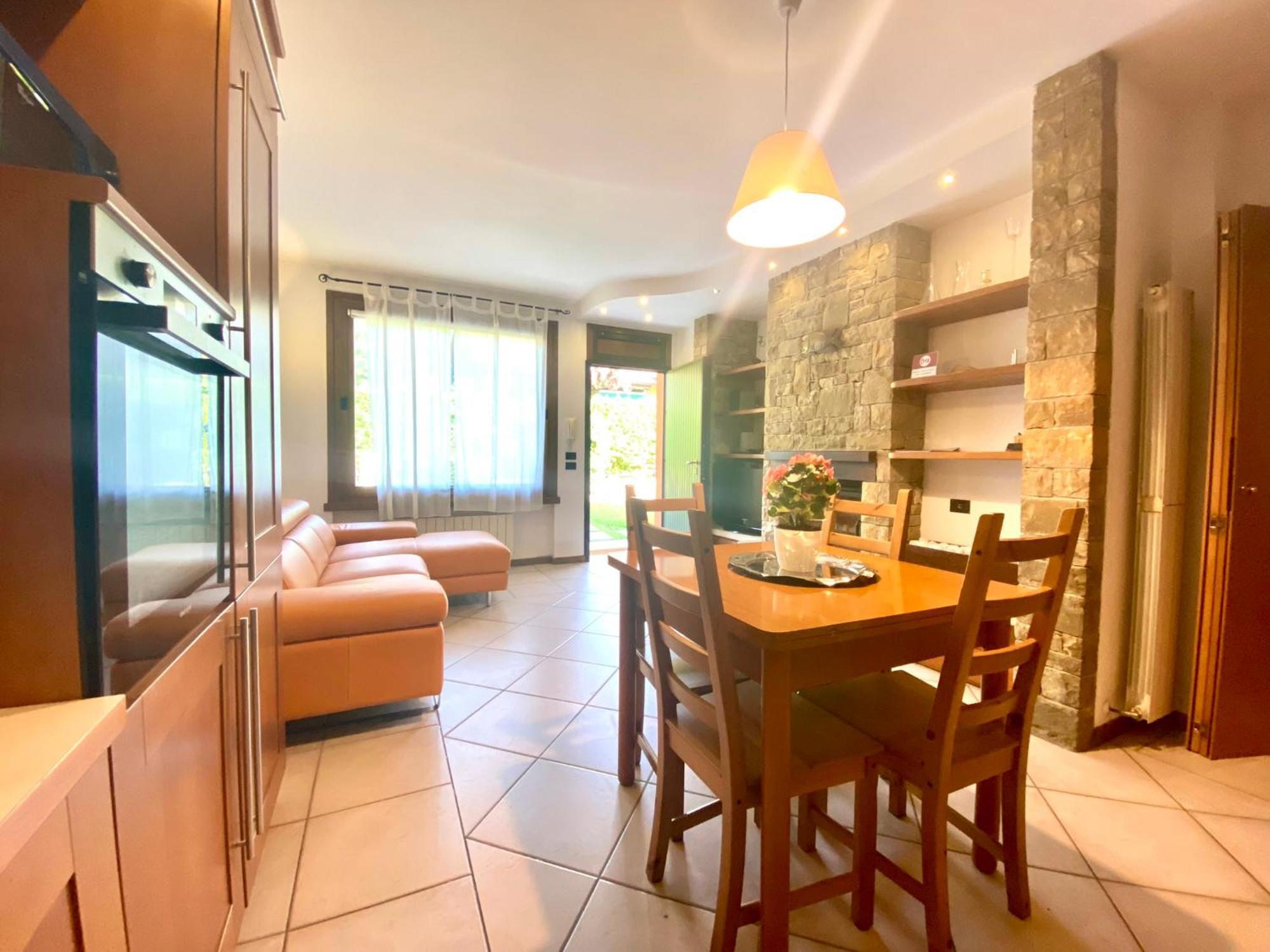 Casa Vacanza Residence Lago Di Endine Monasterolo del Castello Екстериор снимка