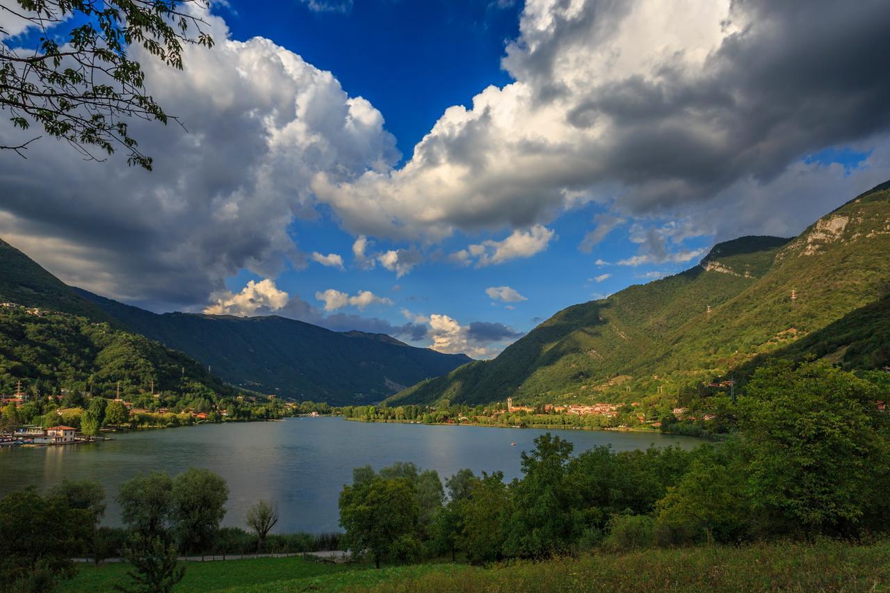 Casa Vacanza Residence Lago Di Endine Monasterolo del Castello Екстериор снимка