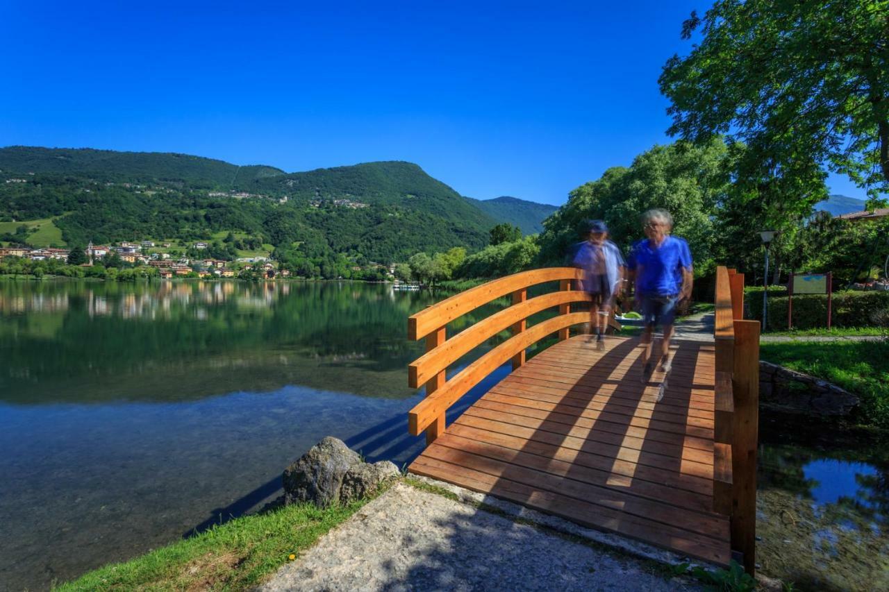 Casa Vacanza Residence Lago Di Endine Monasterolo del Castello Екстериор снимка