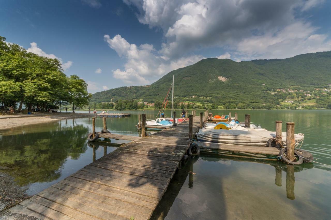 Casa Vacanza Residence Lago Di Endine Monasterolo del Castello Екстериор снимка